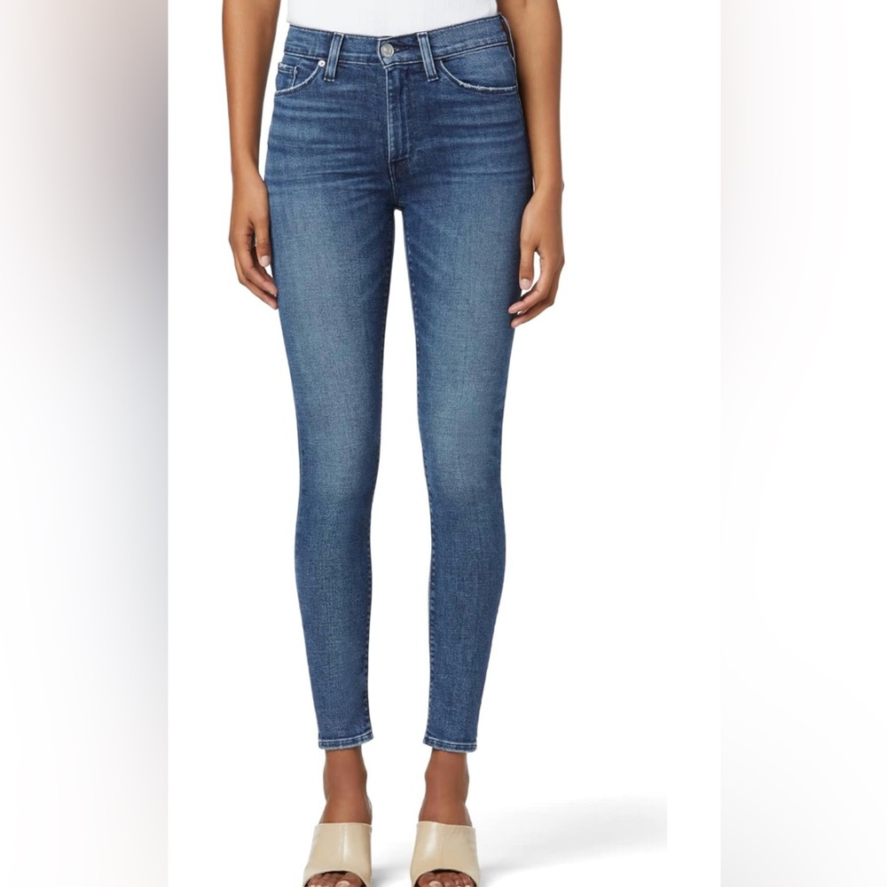 Hudson jeans style is Barbara in color head over heels